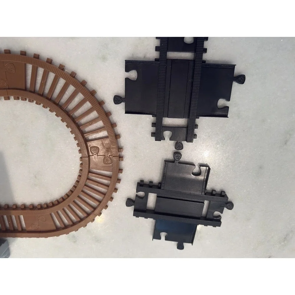 Paw Patrol Adventure Bay Railway Track Replacement Tunnel Track Lot 11 Pieces‎